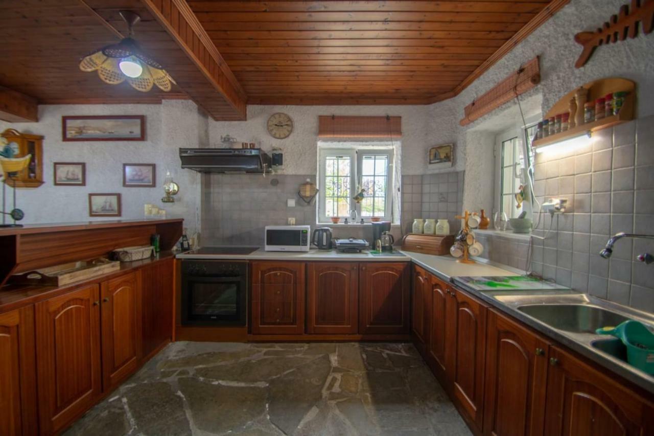 Traditional Village House Méson Yerakaríon Kültér fotó