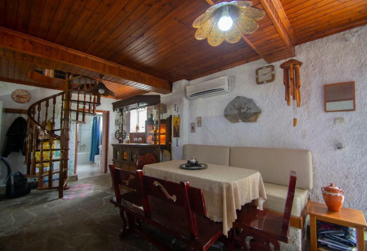 Traditional Village House Méson Yerakaríon Kültér fotó